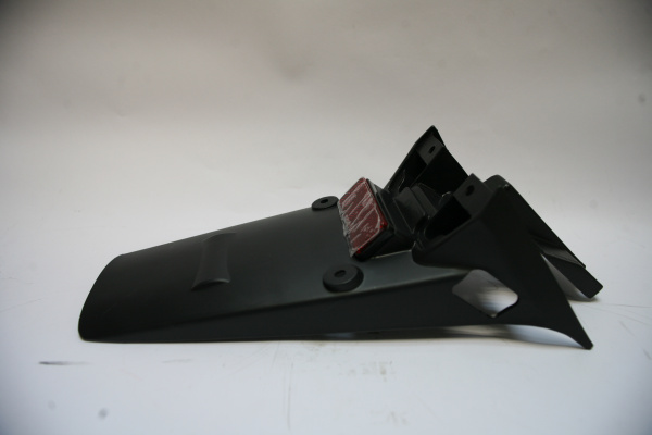MX-250R Щиток крыла заднего, пластик (840401-225-0000)